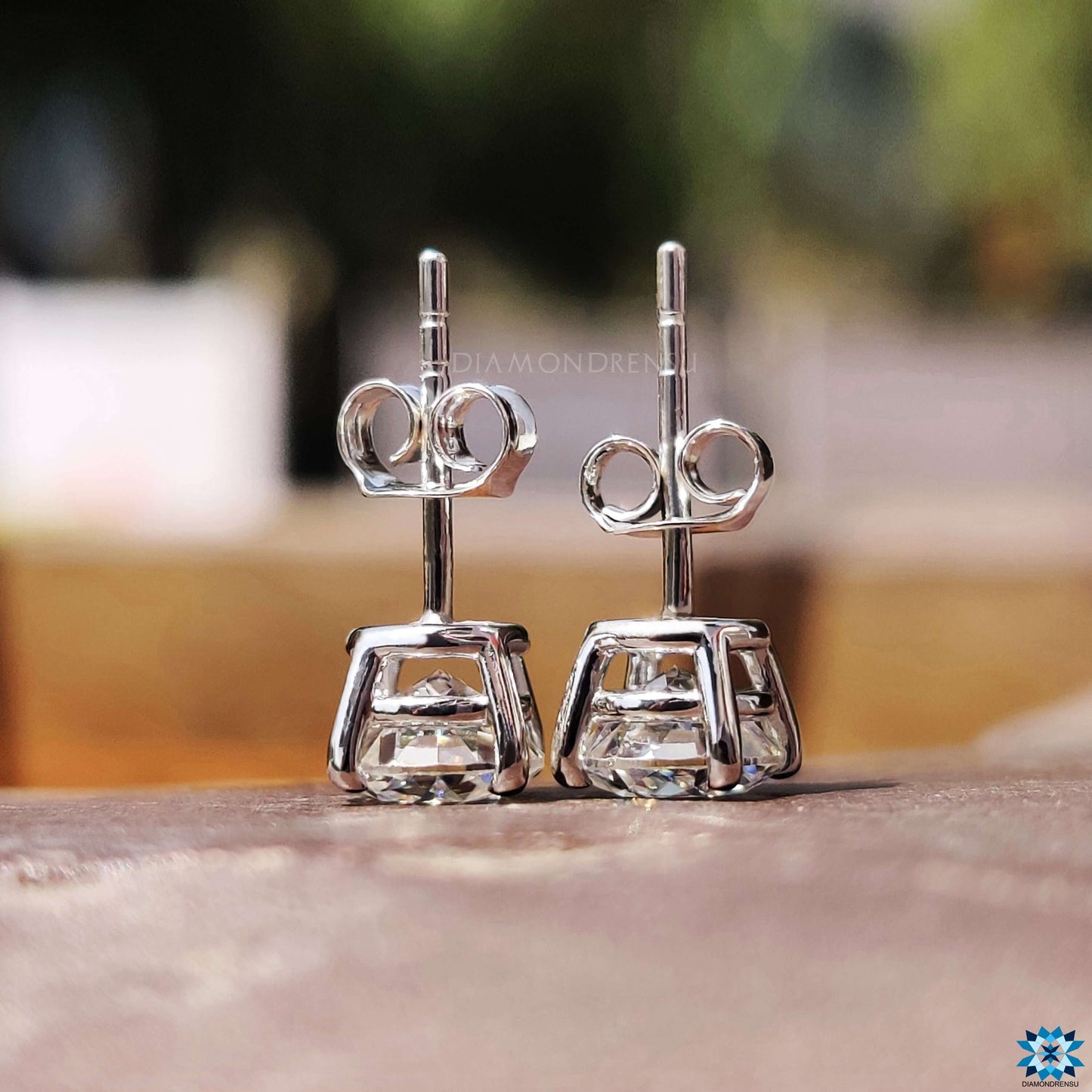 moissanite jewelry