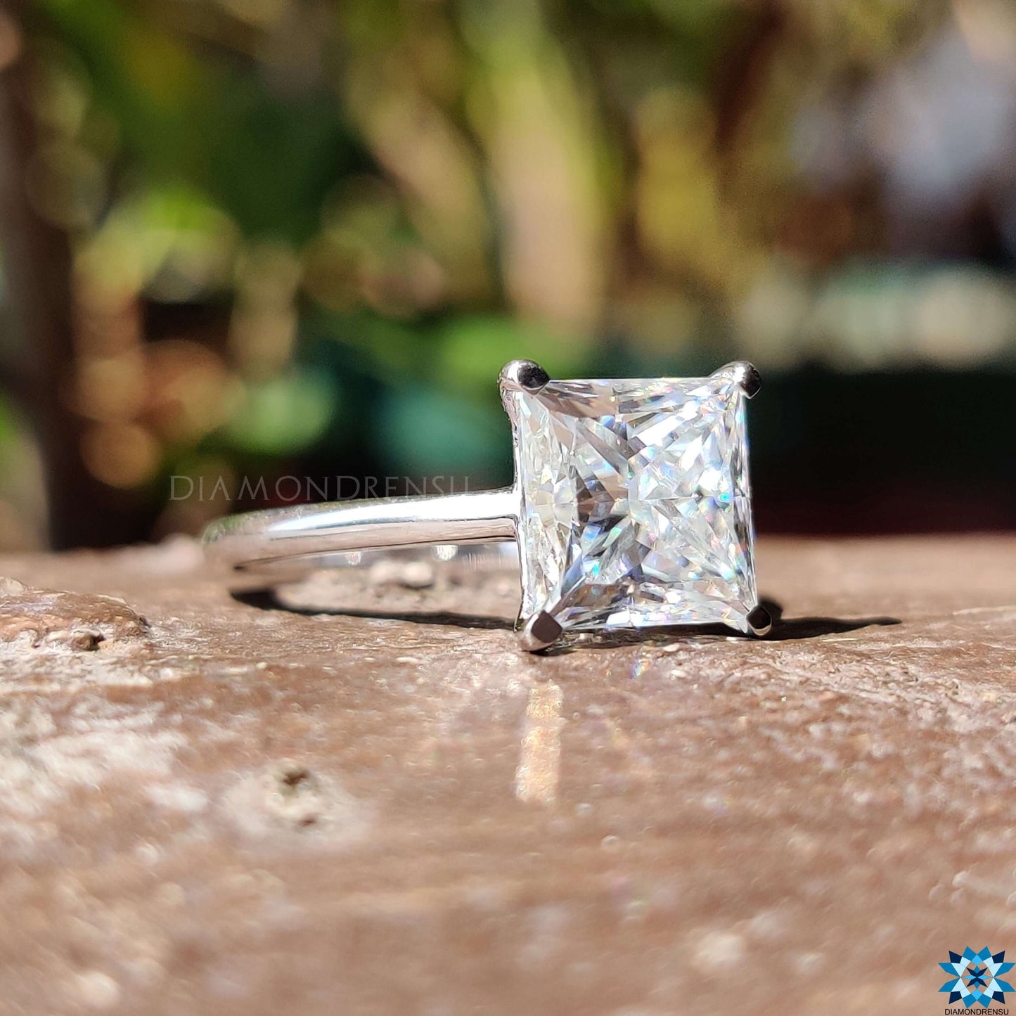 Privlačan 2.51 CT Princess Cut Bezbojni Moissanite Solitaire prsten