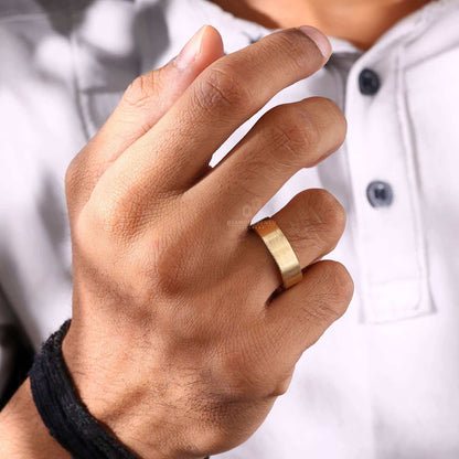 men's wedding band