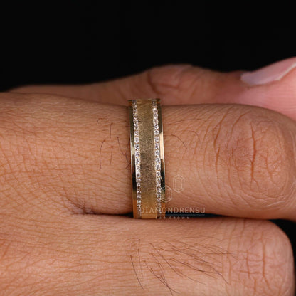 men's wedding band