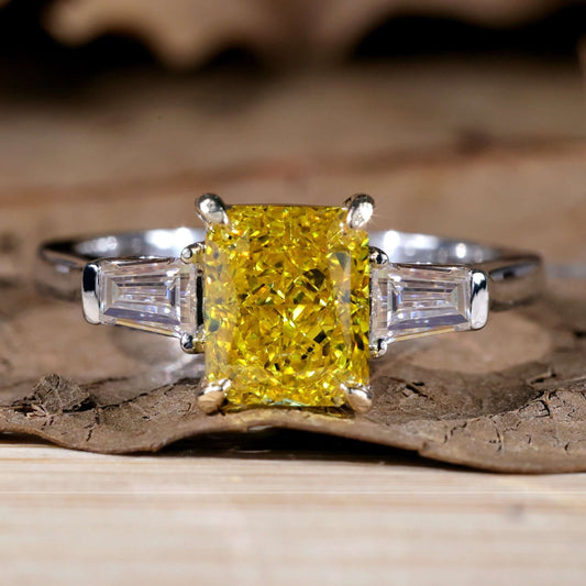 three stone engagement ring - diamondrensu