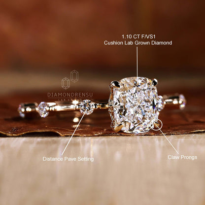custom engagement ring