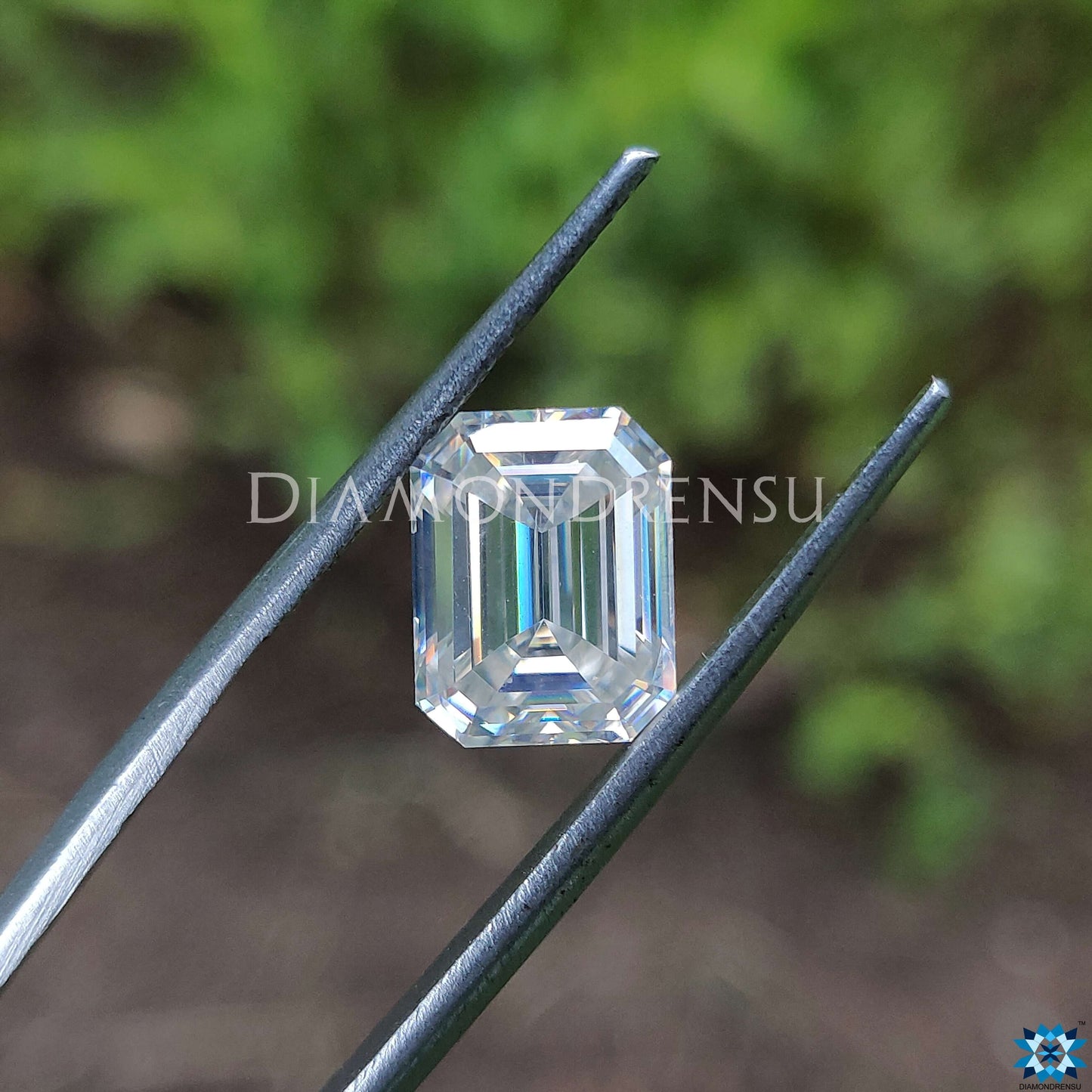 emerald step cut