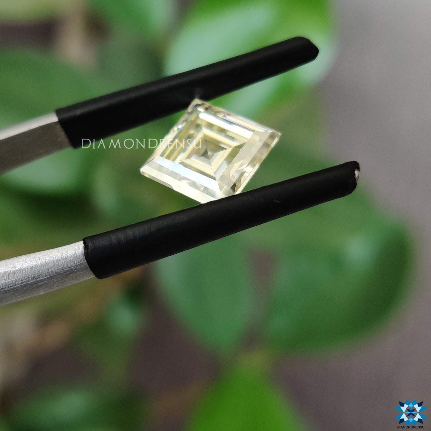 Fancy 2.20 CT Carre Cut Off White Loose Moissanite for Engagement Ring