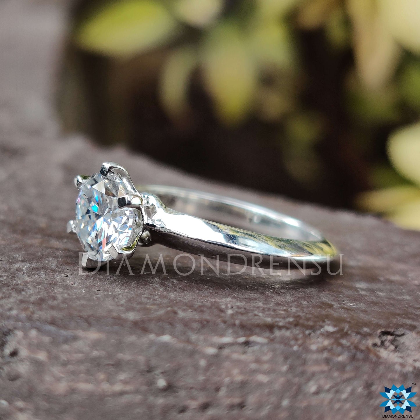 engagement ring