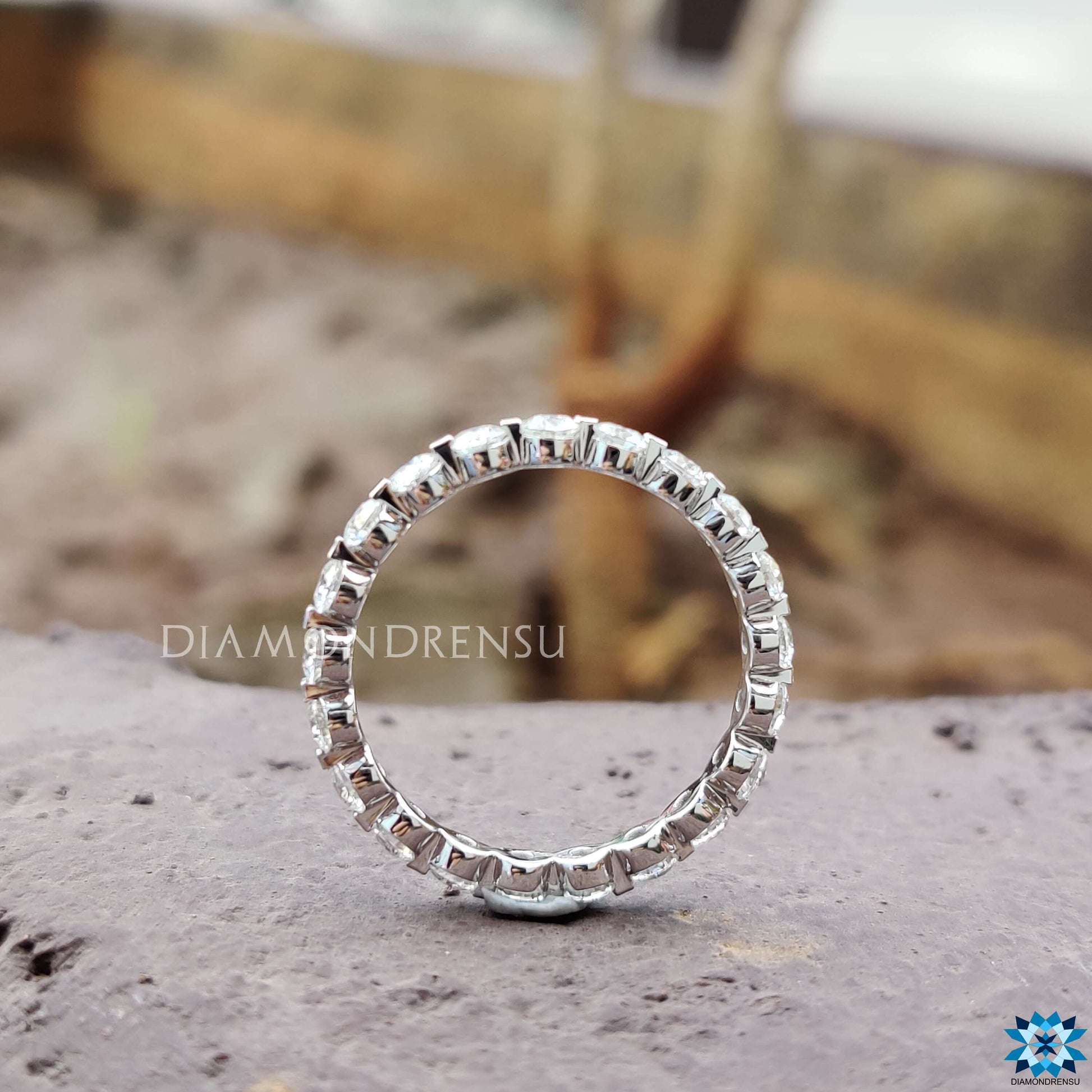 Exquisite moissanite band designed for women, with brilliant stones that shine brightly.
