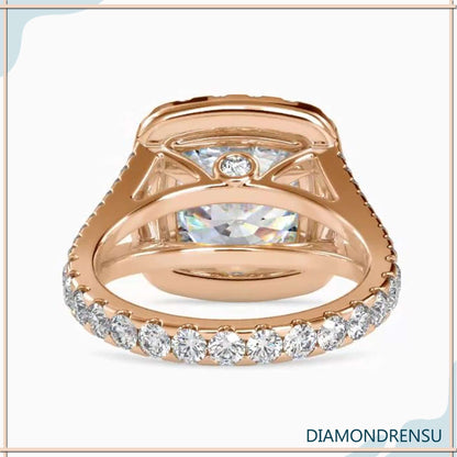 Diamondrensu Engagement Ring – Cushion Cut Halo Style.