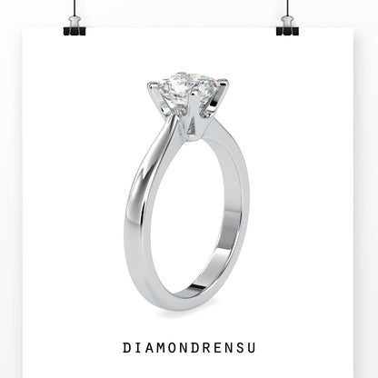 Two carat diamond ring princess cut in 4 prong engagement ring design
