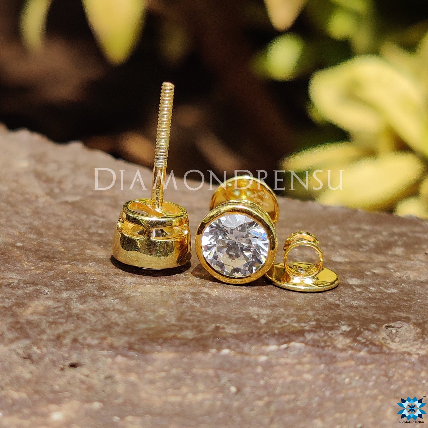 Okrugli set 6 MM okrugle bezbojne moissanite naušnice - stražnji zavrtanj