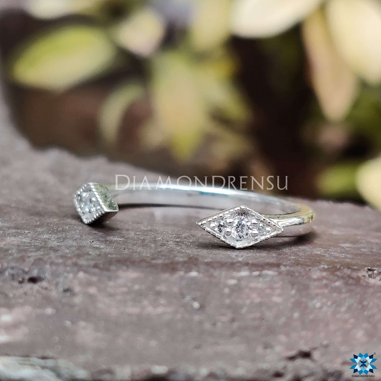 wedding band