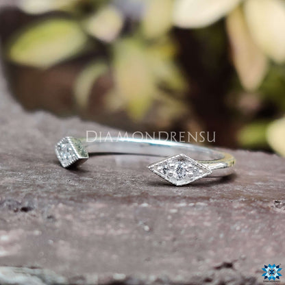 wedding band