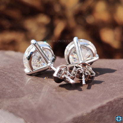 moissanite vs diamond